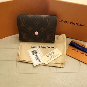 Louis vuitton victorine wallet